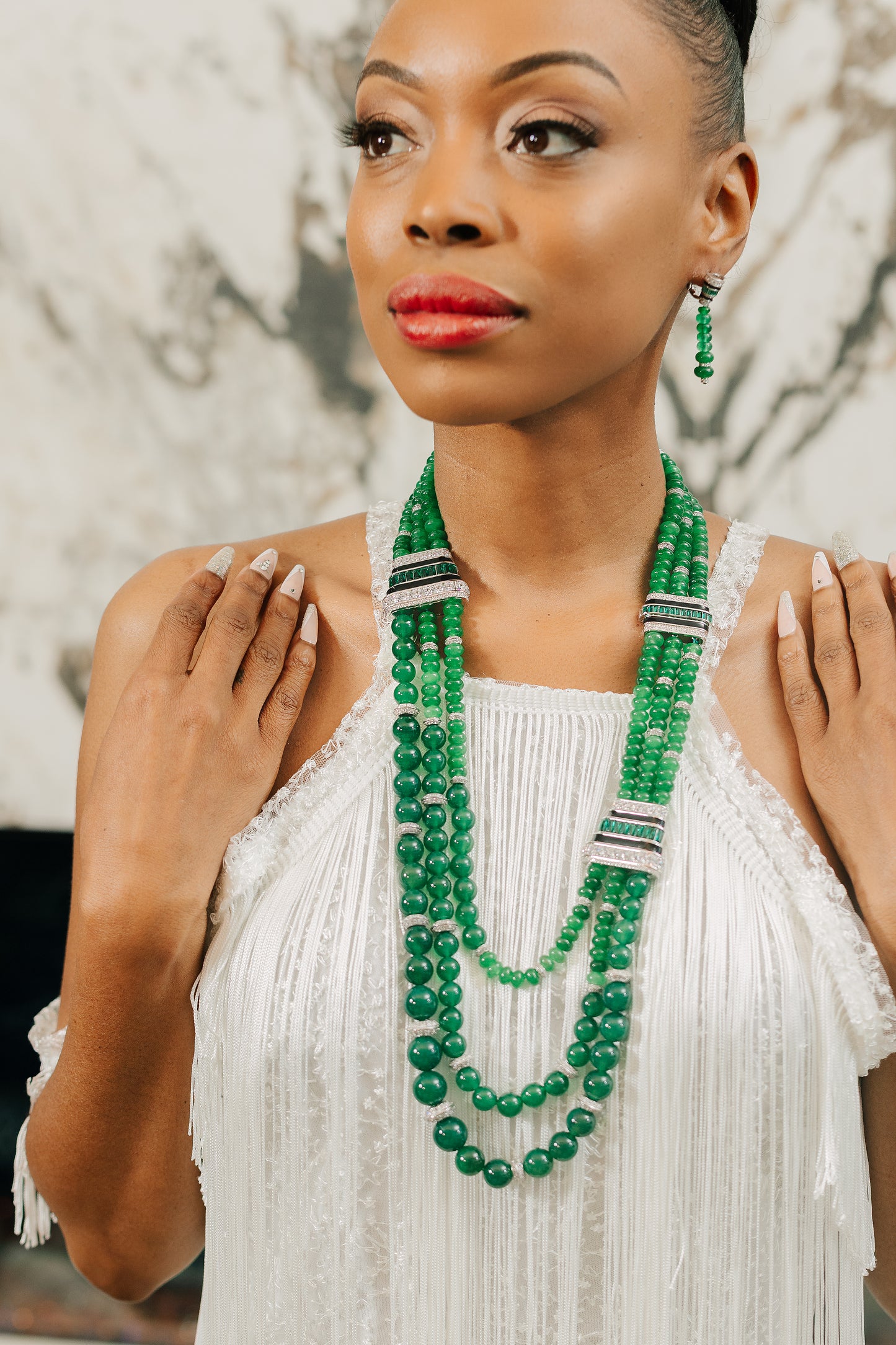 Saira’s Emerald Elegance Necklace Set