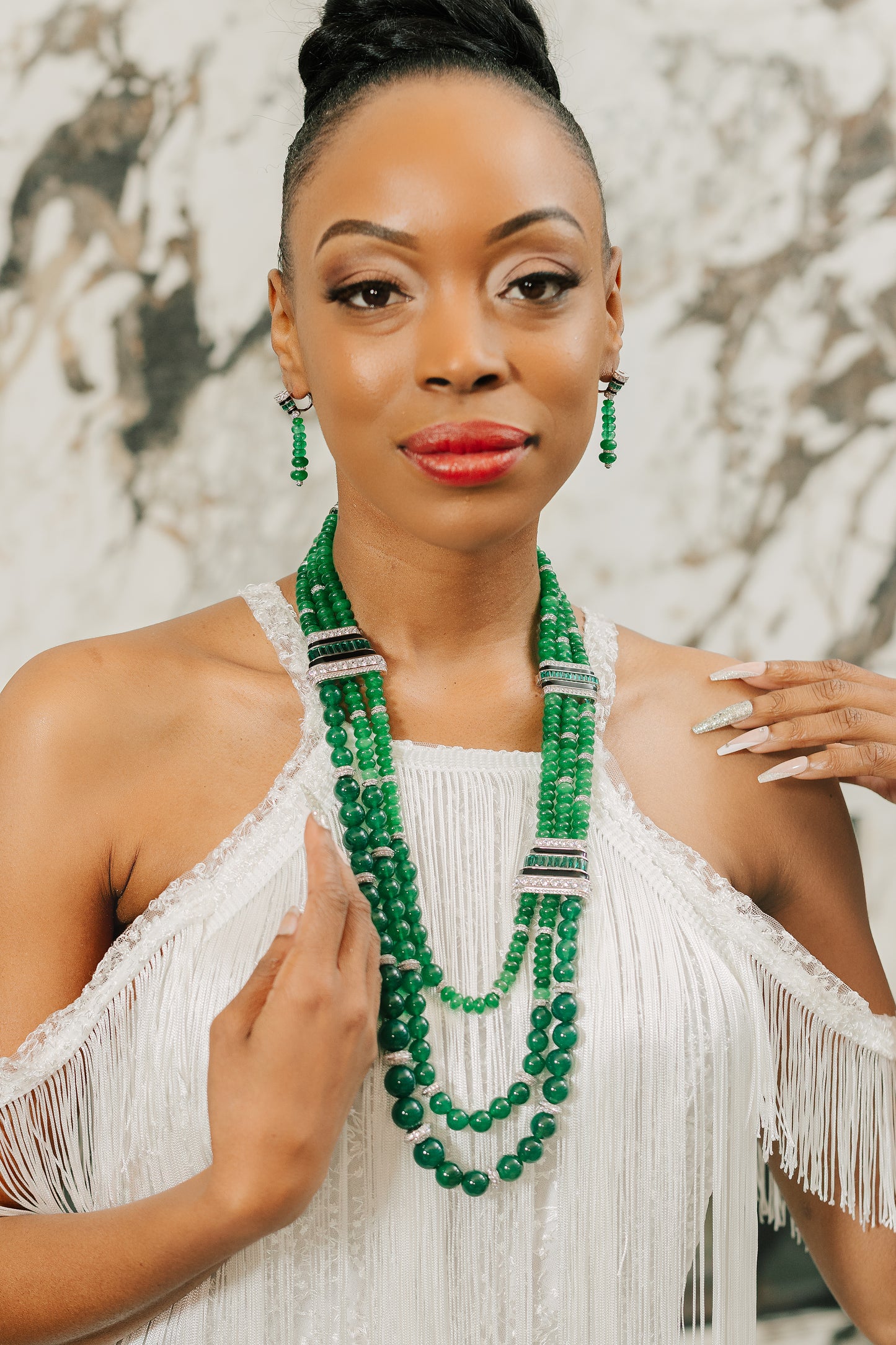 Saira’s Emerald Elegance Necklace Set