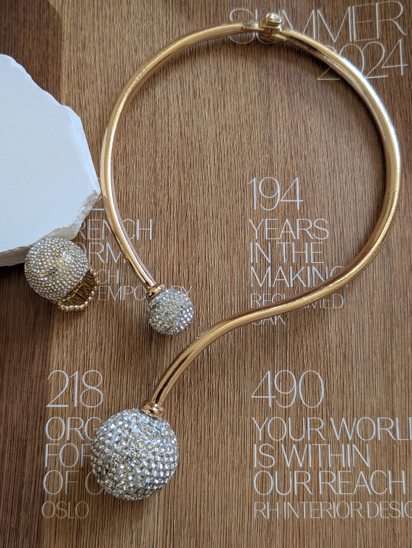 Crystal Sphere Statement Set