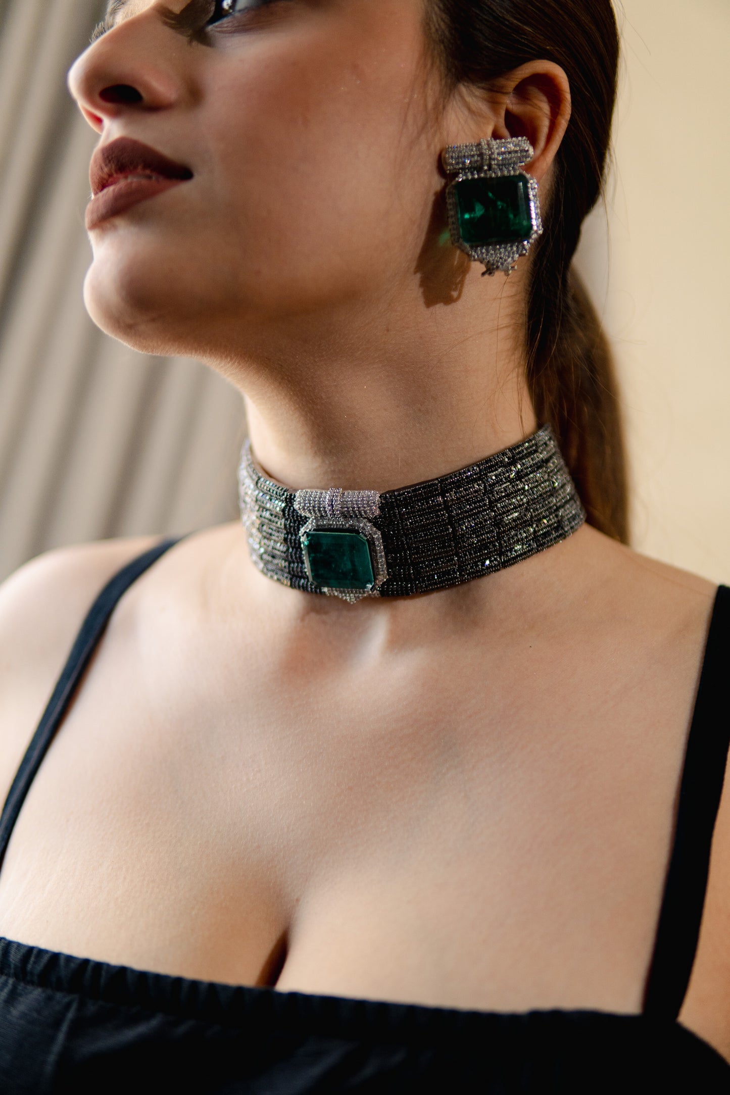 Naira Emerald Power Choker