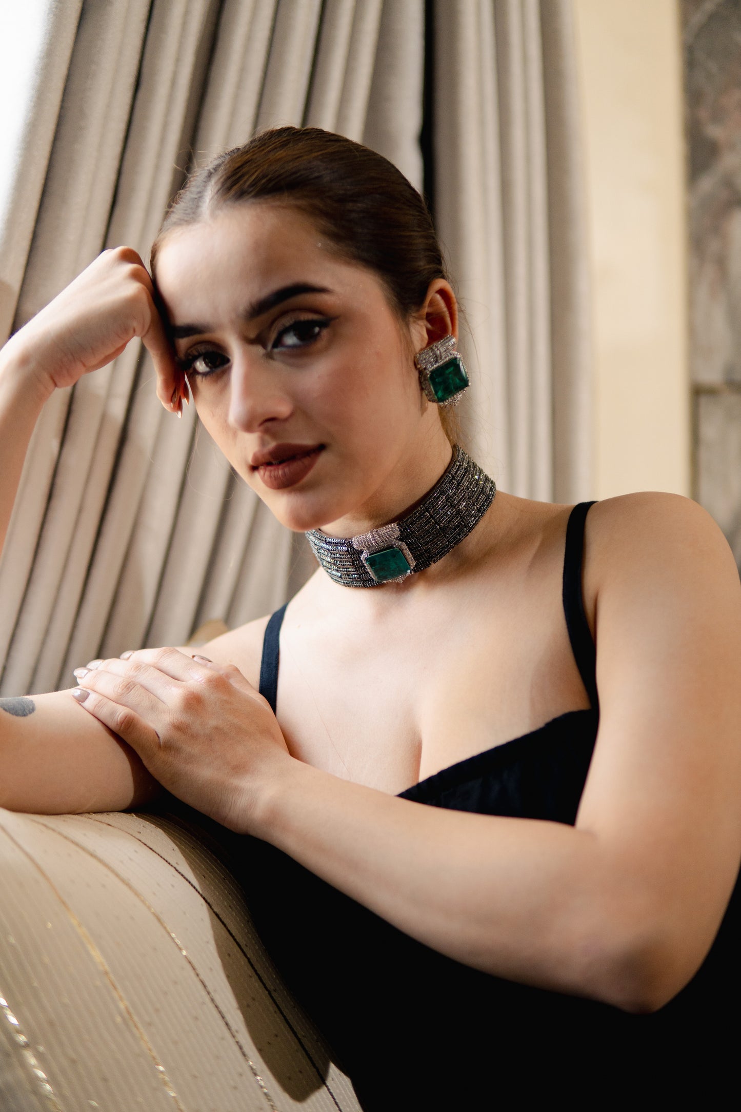 Naira Emerald Power Choker