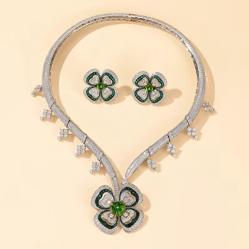 Aliana Flora Grace Necklace Set
