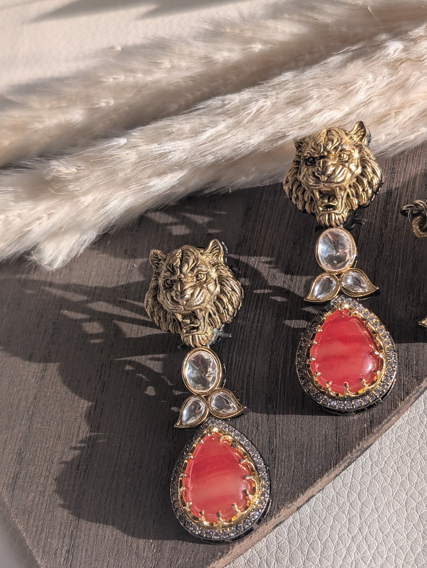 Simran Roaring Grace Set