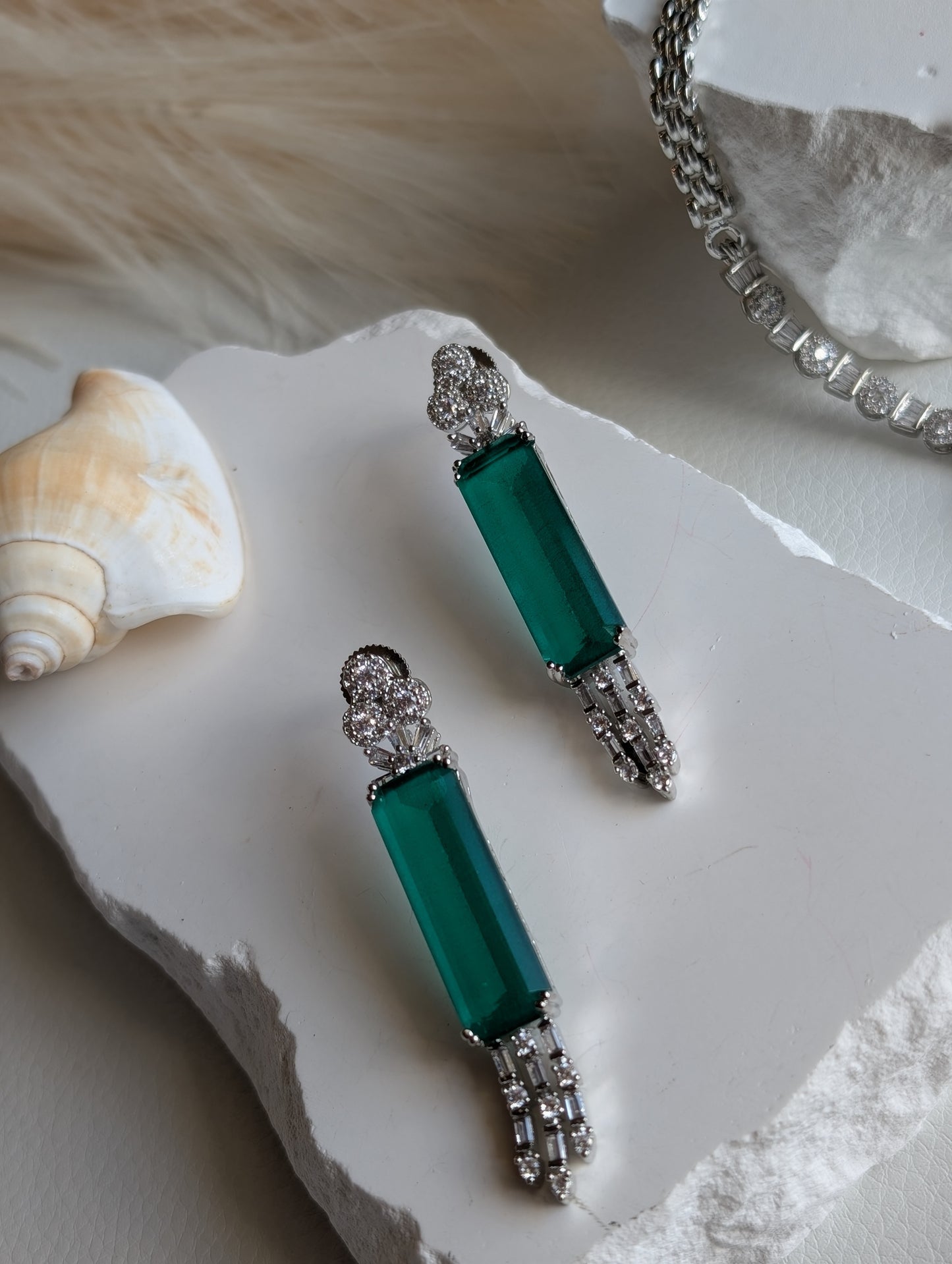 Eterna Luxe Necklace Set
