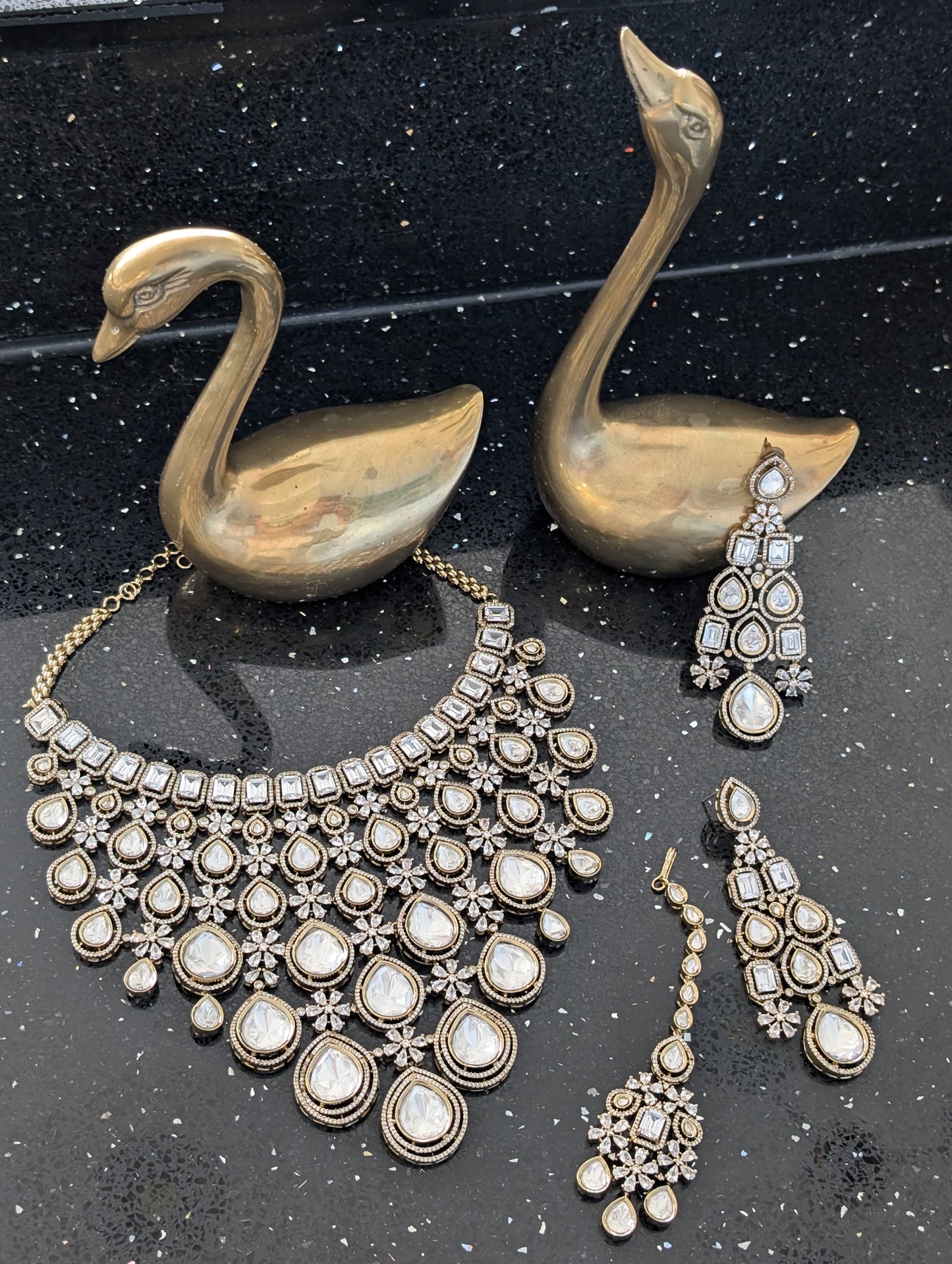 The Maharani Affair Set