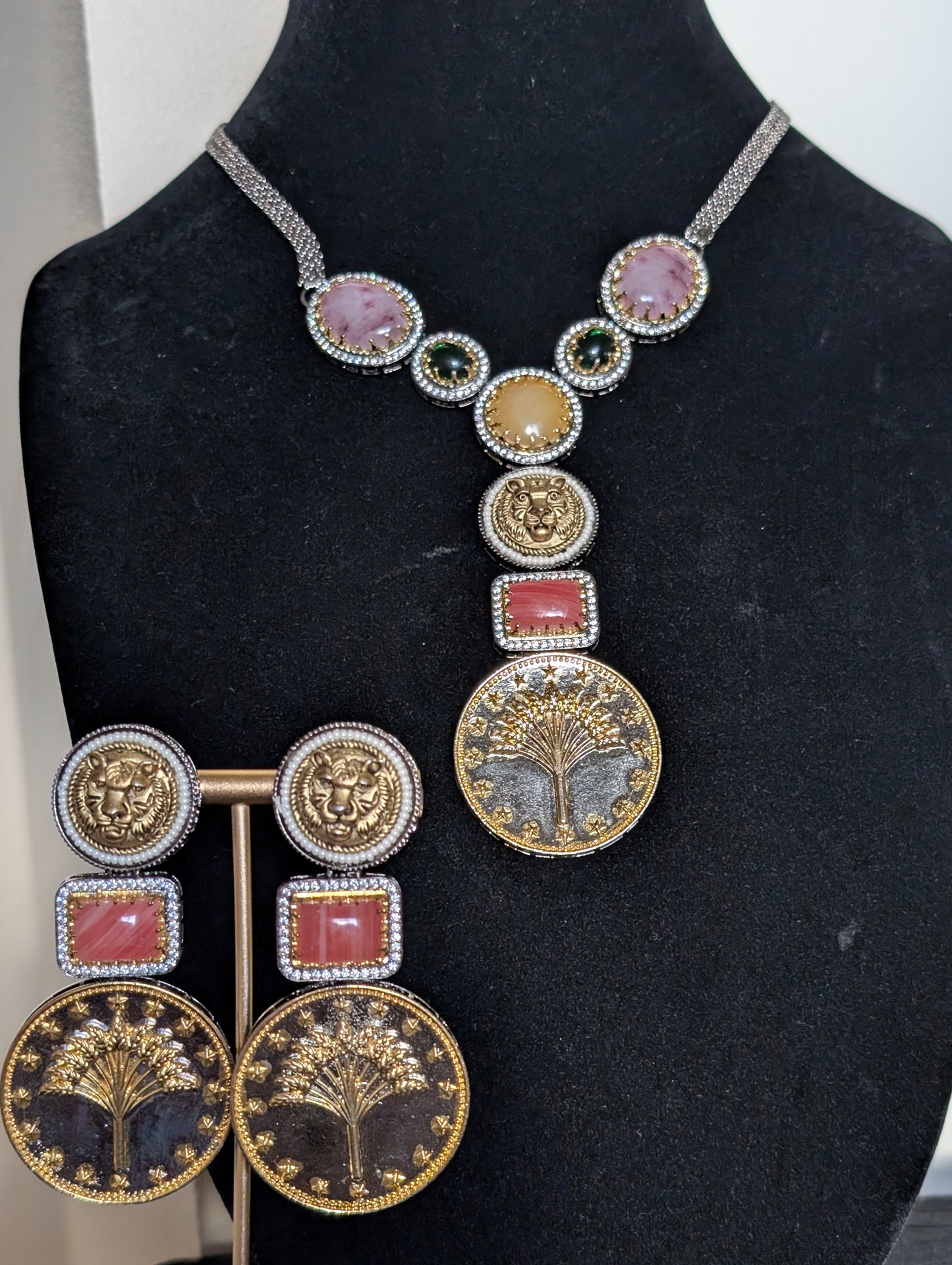 Ethereal Botanica Necklace Set