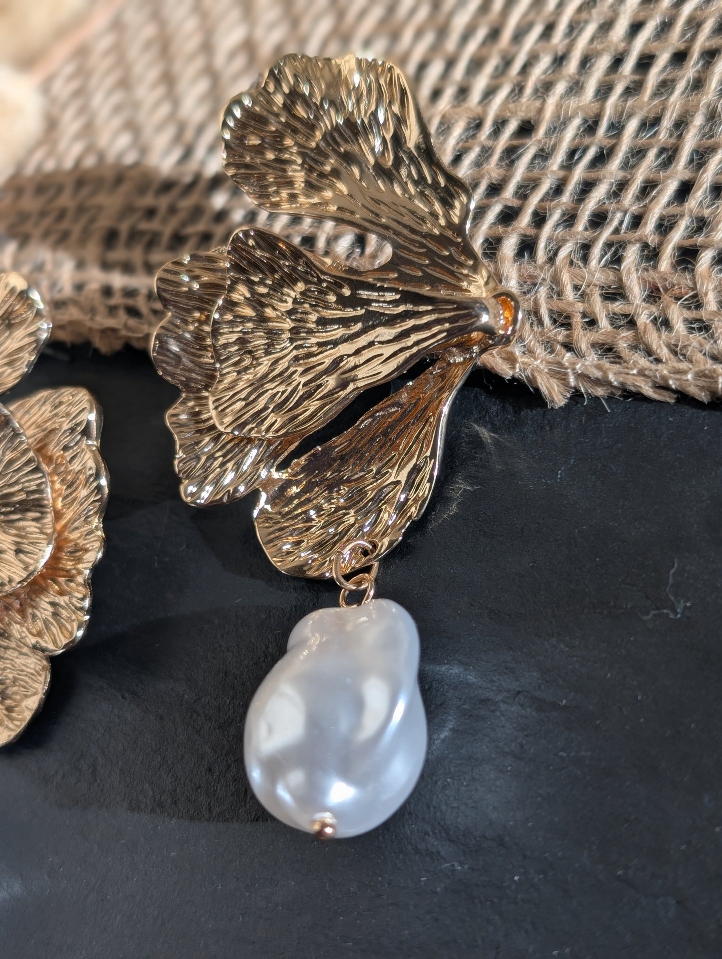 Luna Ginkgo Bloom Earrings