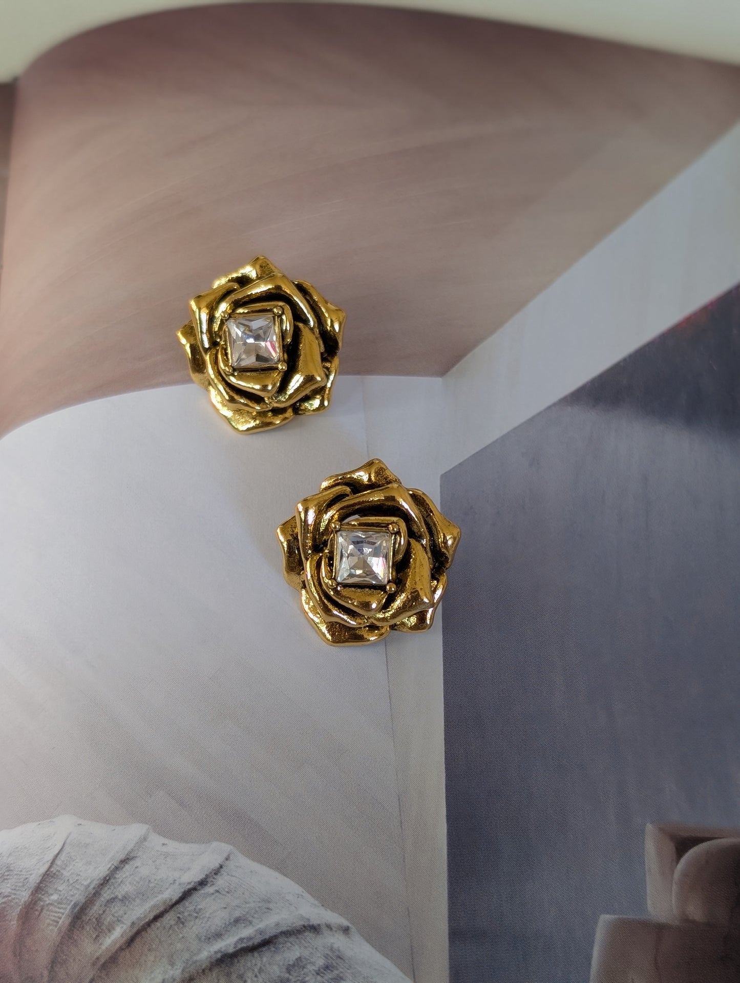 Rosetta Studs