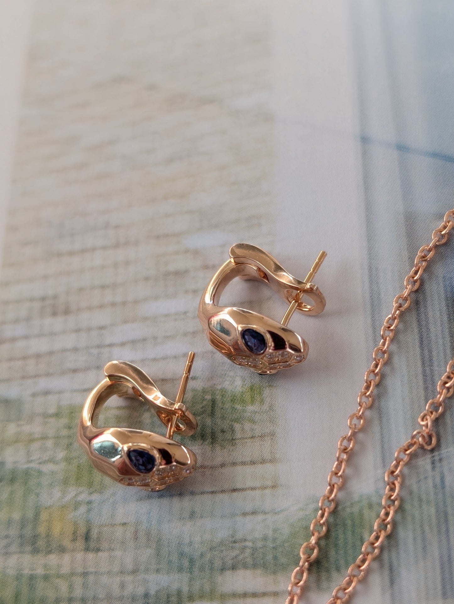 Imperial Serpentine Necklace Set