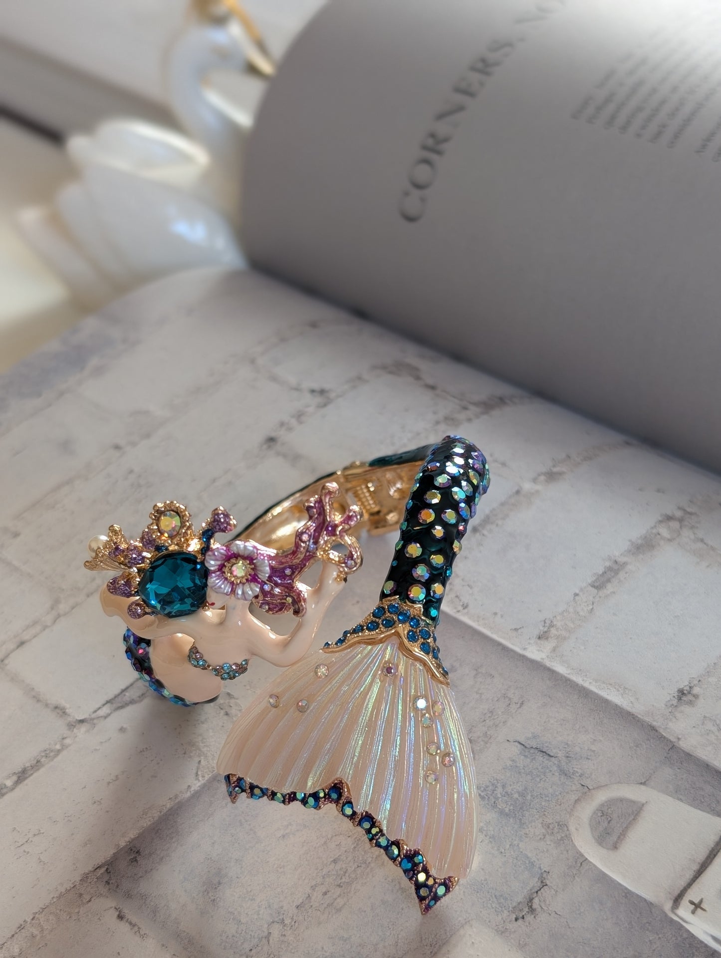 Sirena Enchanté Bangle