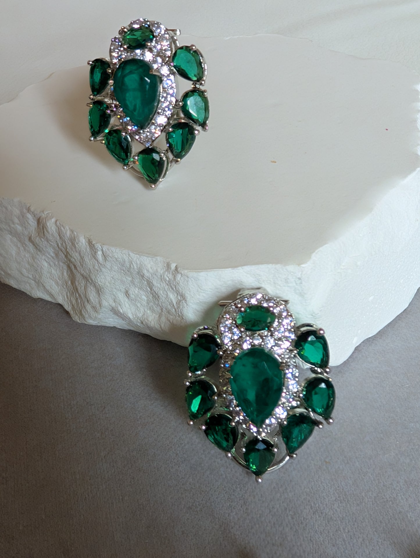 Majesté Royale Choker Set
