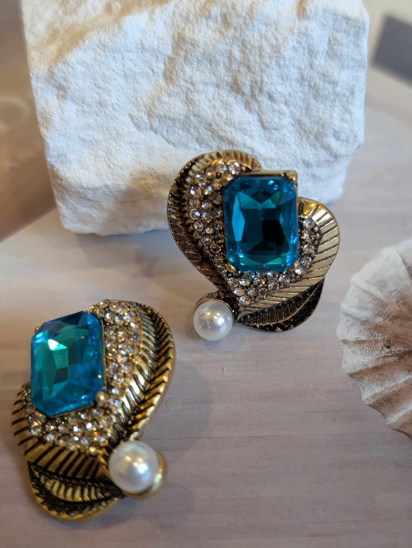 Celestia Azure Vintage Earrings