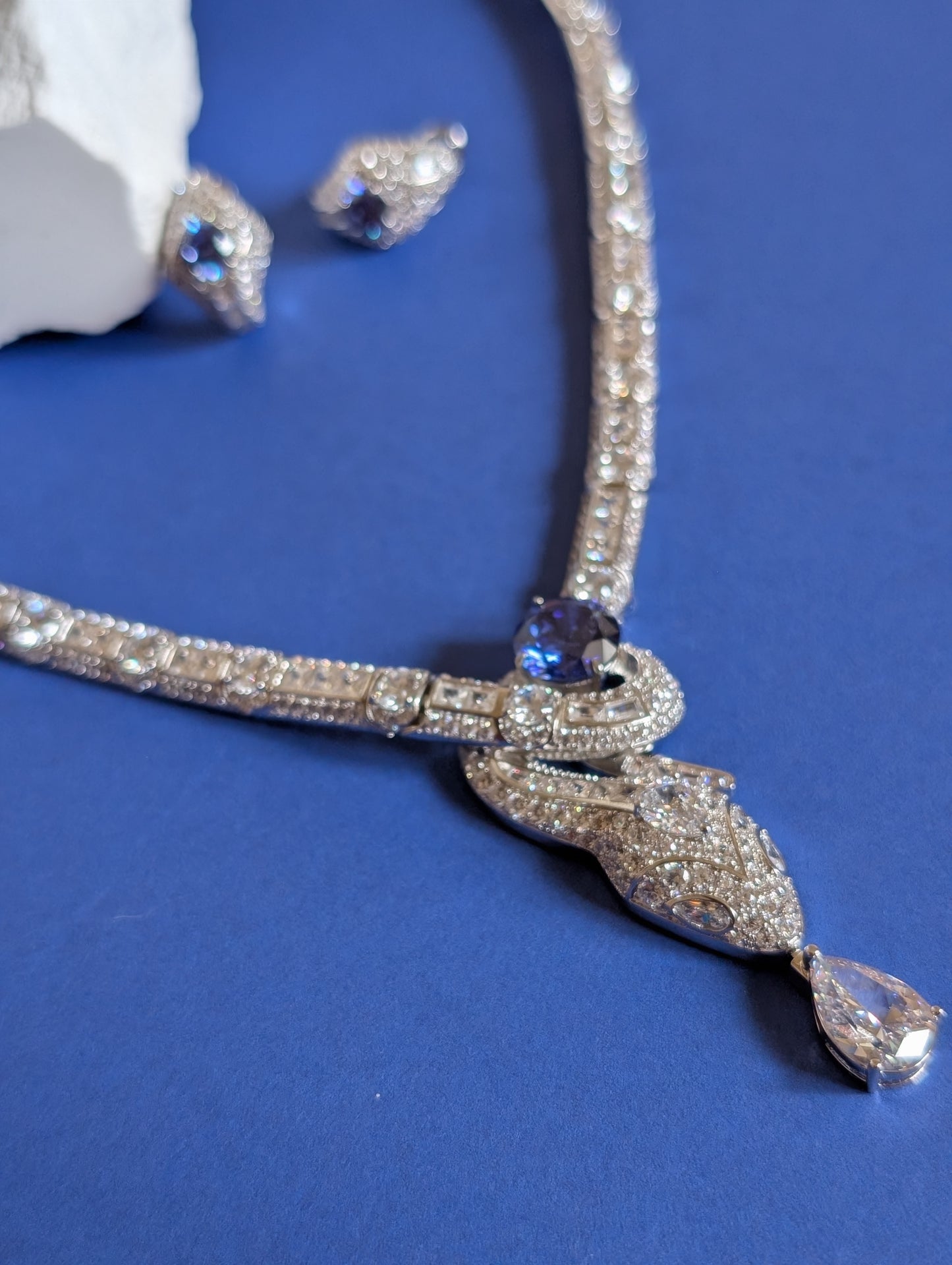 Belladonna Serpent Sapphire Necklace Set