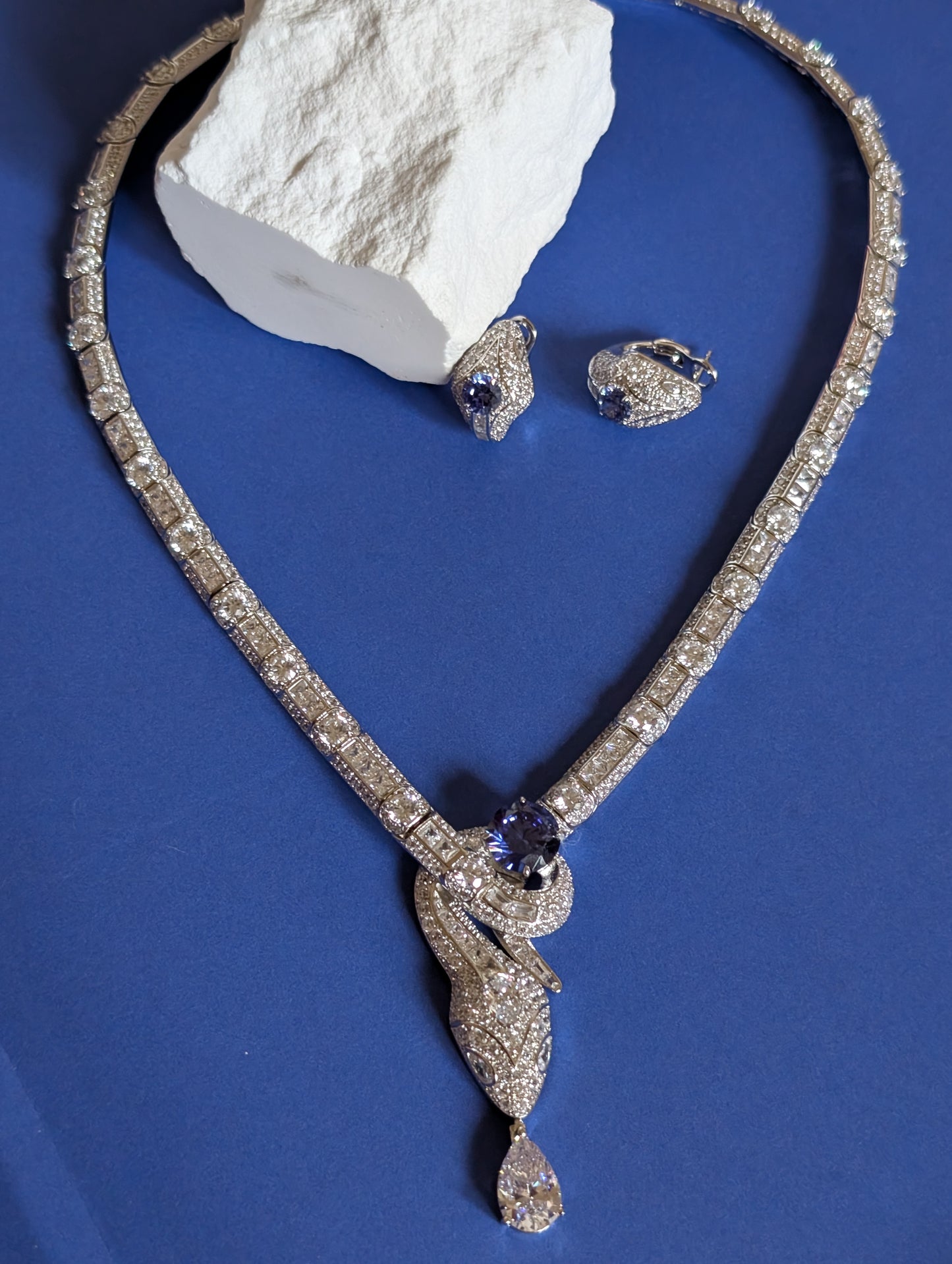Belladonna Serpent Sapphire Necklace Set