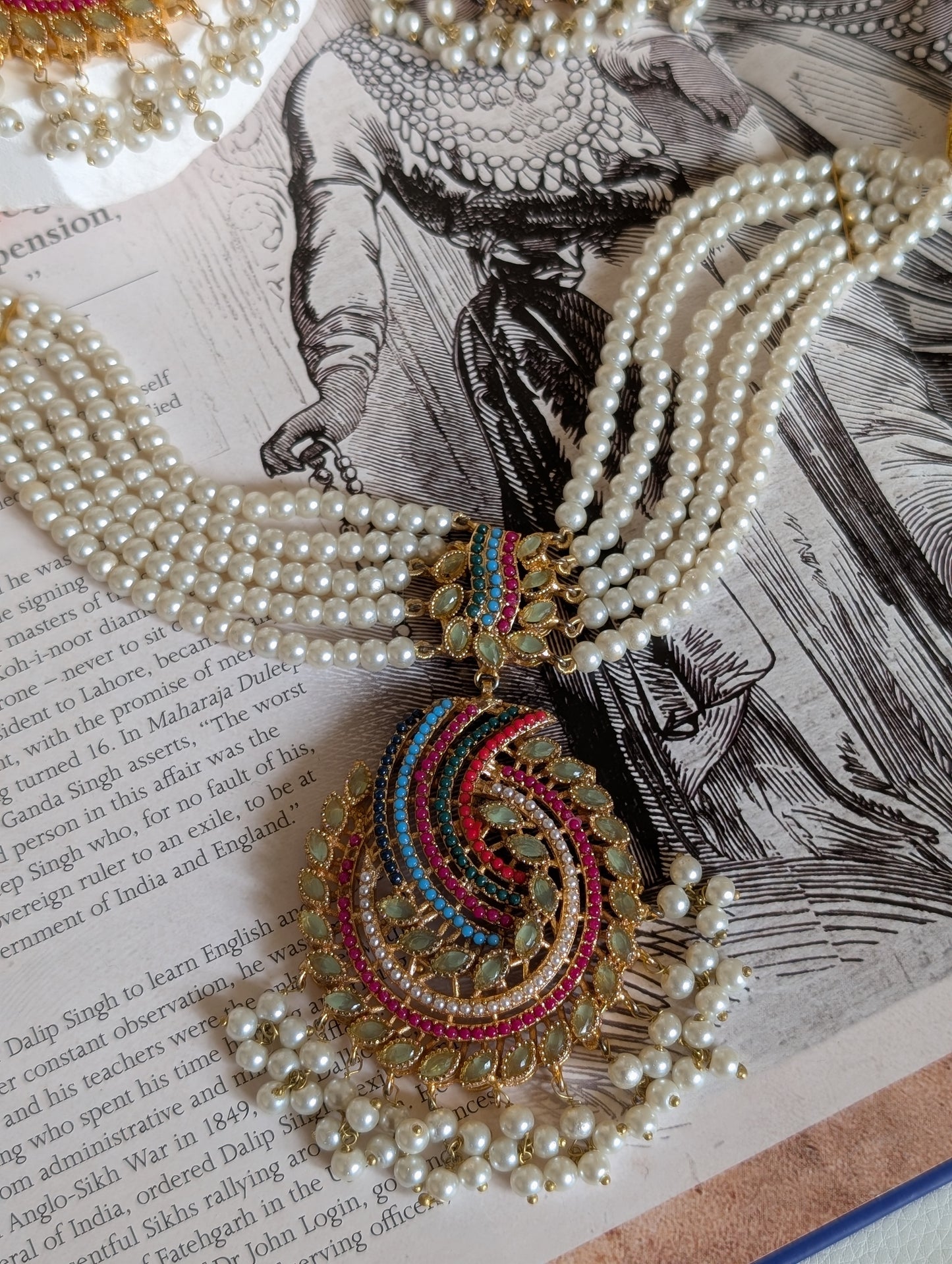 Elie Pastel Pearl Necklace Set