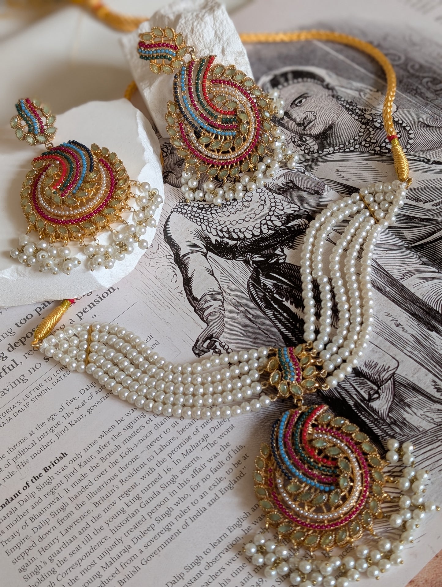 Elie Pastel Pearl Necklace Set