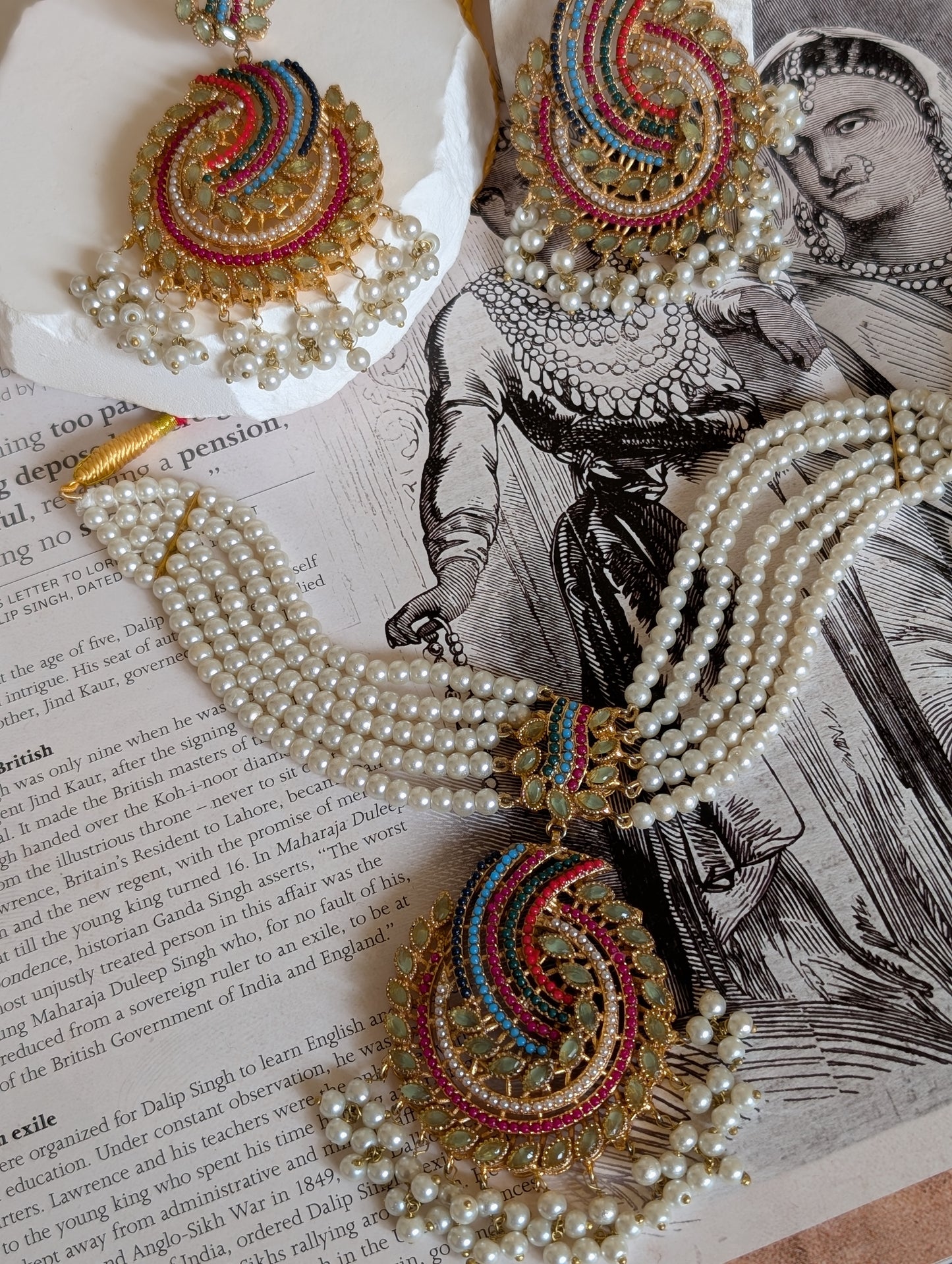 Elie Pastel Pearl Necklace Set