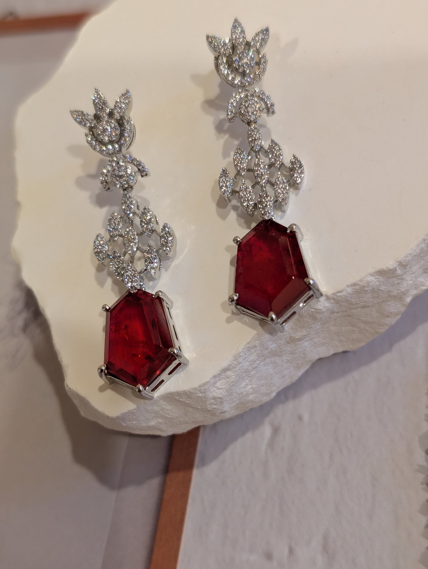 Celestia Scarlet Radiance Set
