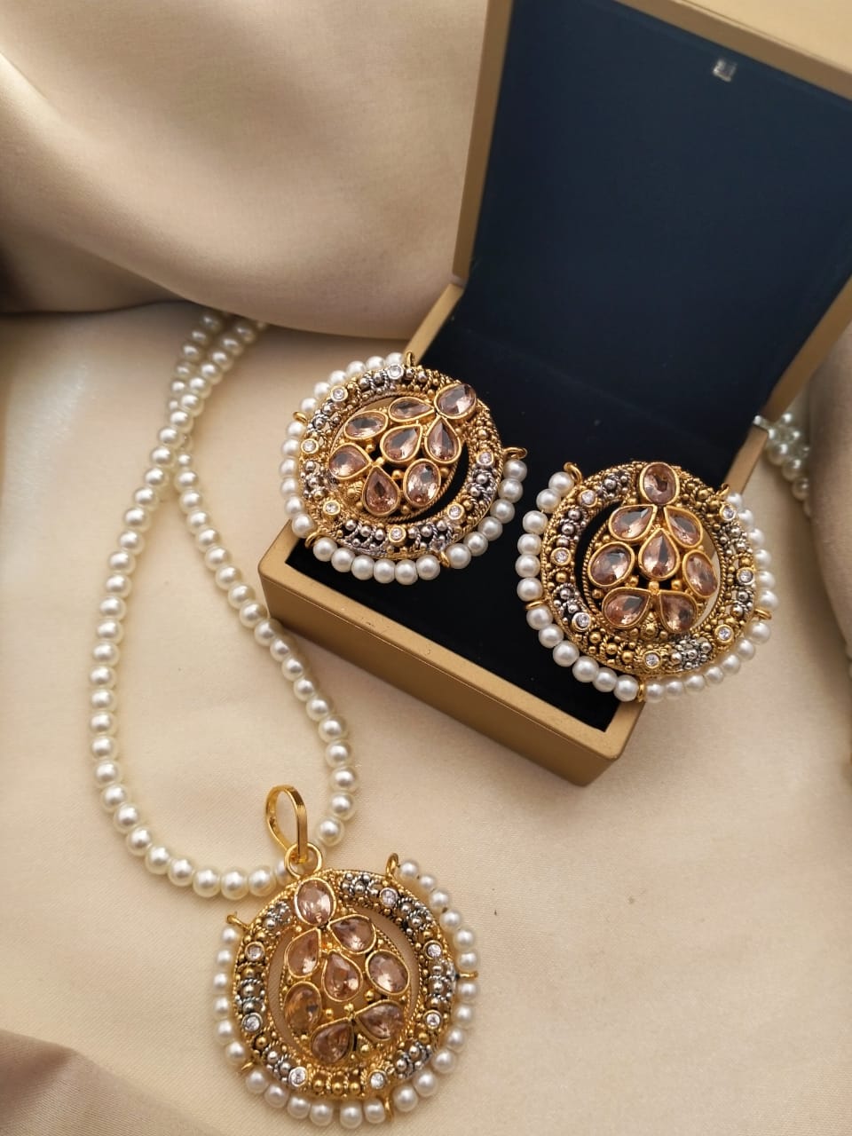 Avaya Gold Finish Pearl Strand Necklace Set