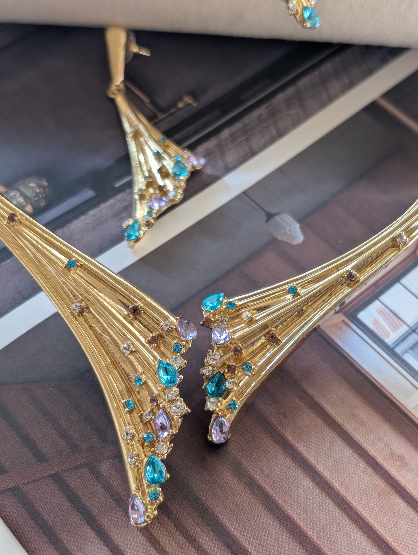 Élan Imperial Jewelry Set