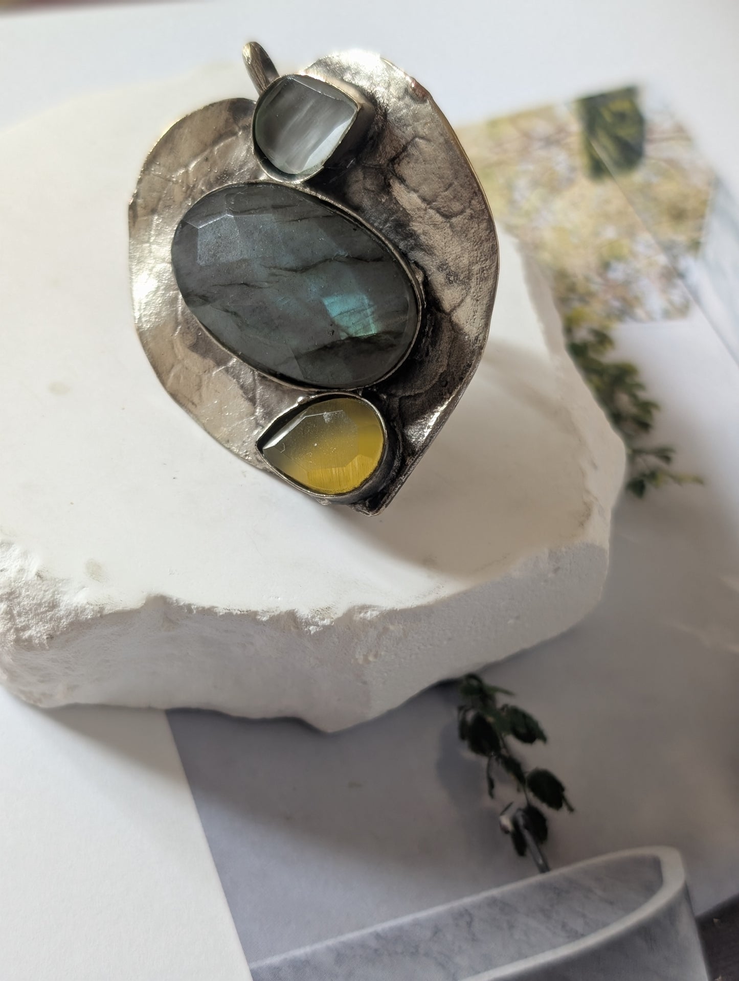 Mystic Radiance Ring