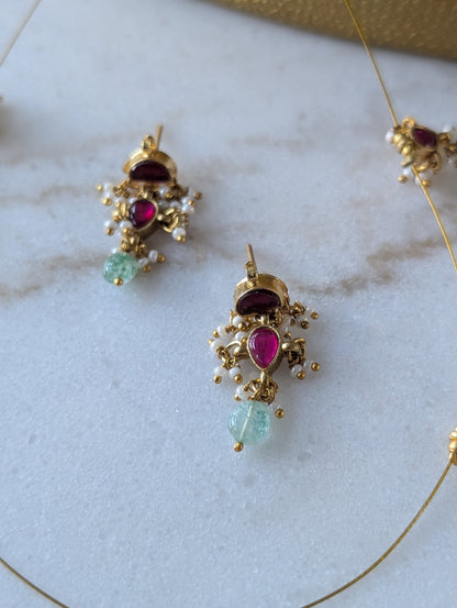 Regal Kundan Necklace Set with Gemstone Accents