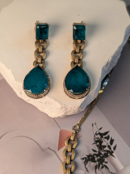 Regal Gemstone Chain Necklace & Drop Earrings Set