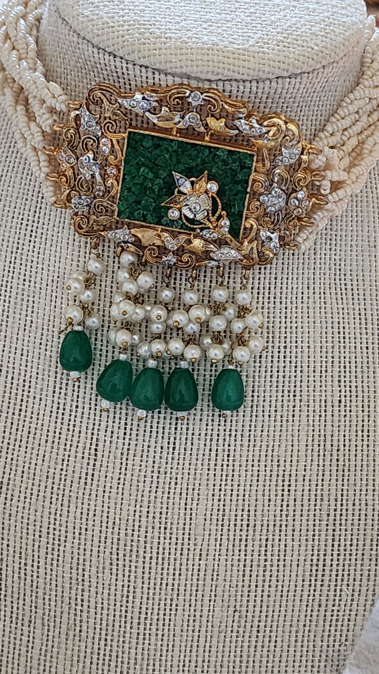 Anaya Pearl & Emerald Choker Set