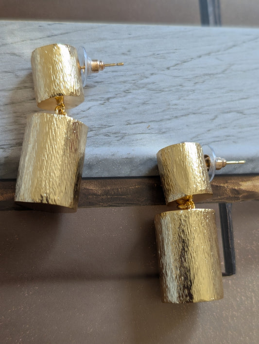 Athulya Textured Drop Earrings
