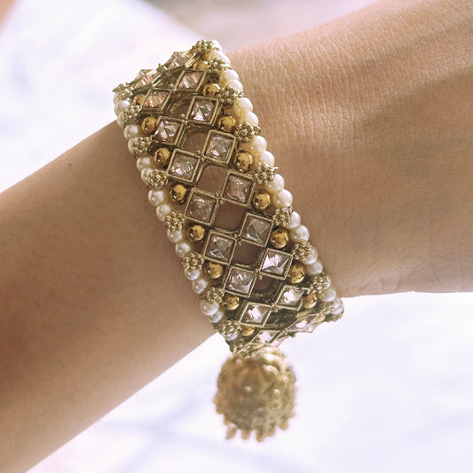 Nalani Kundan Pearl Bangles