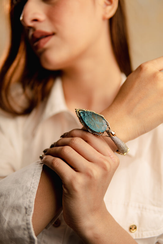 Samira Ocean Crest Cuff