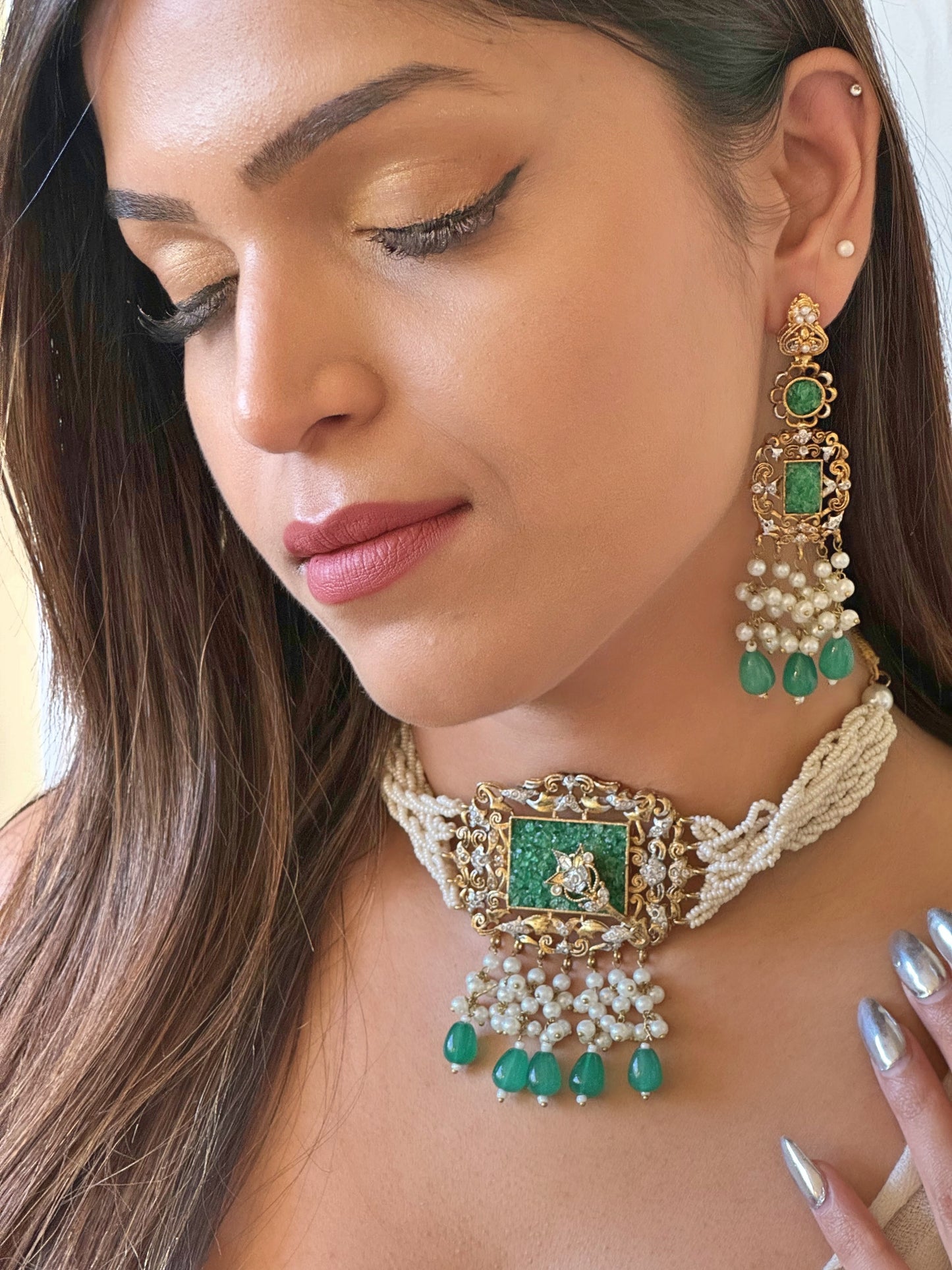 Anaya Pearl & Emerald Choker Set