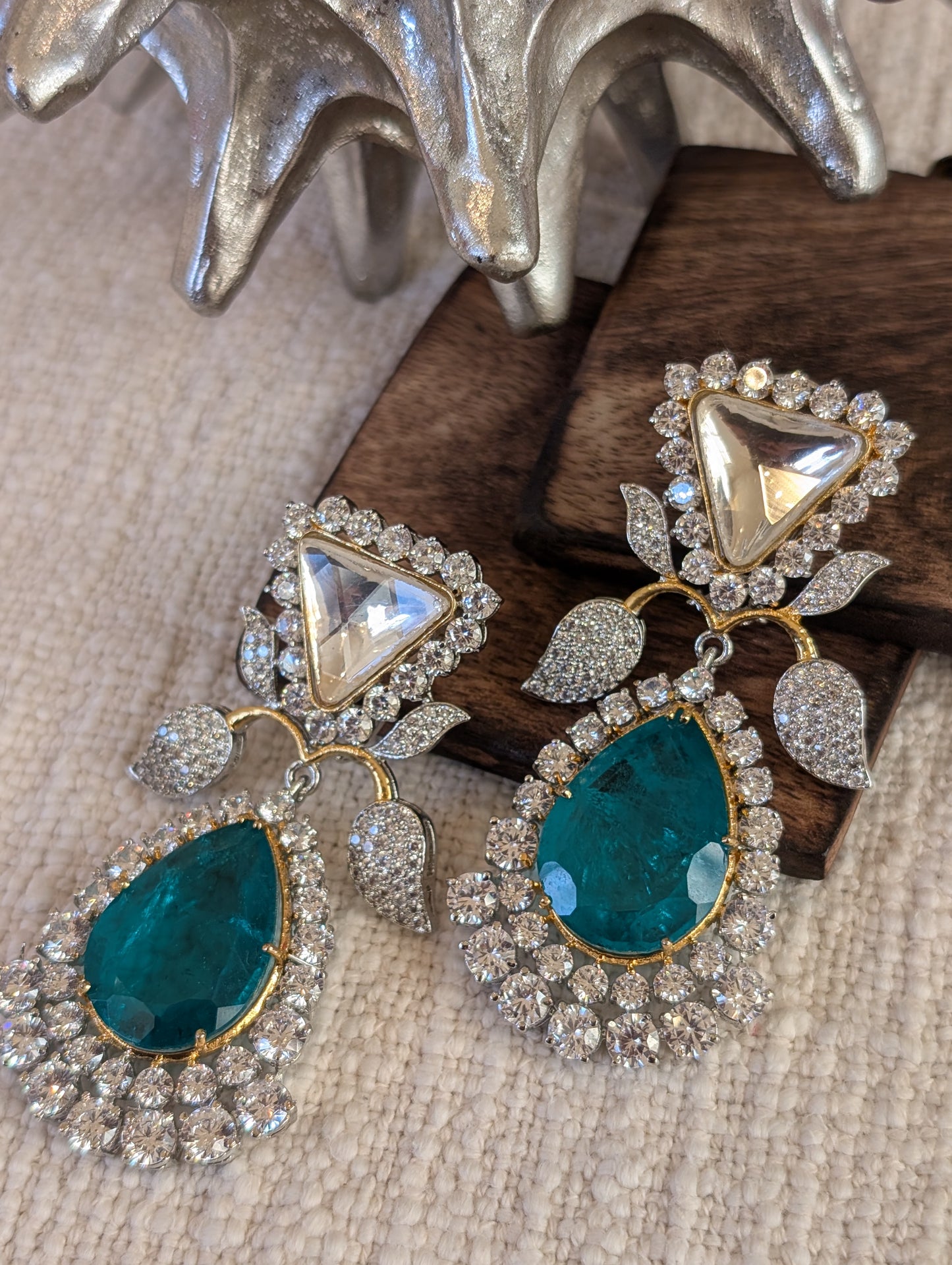 Verdant Starlight Drops Earring