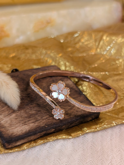 Rose Gold Bloom Enchanted Bracelet