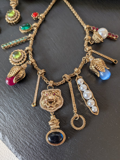 Vintage Charms Collar Necklace Set