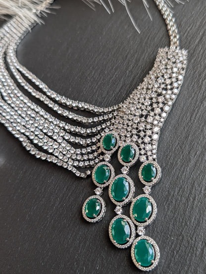Hania Necklace Set