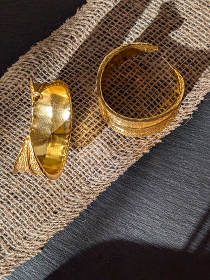 The Golden Wave Textured Hoops