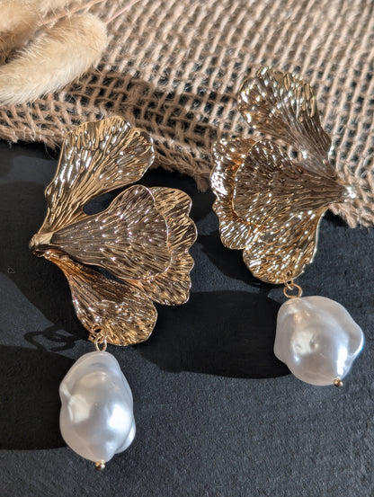 Luna Ginkgo Bloom Earrings