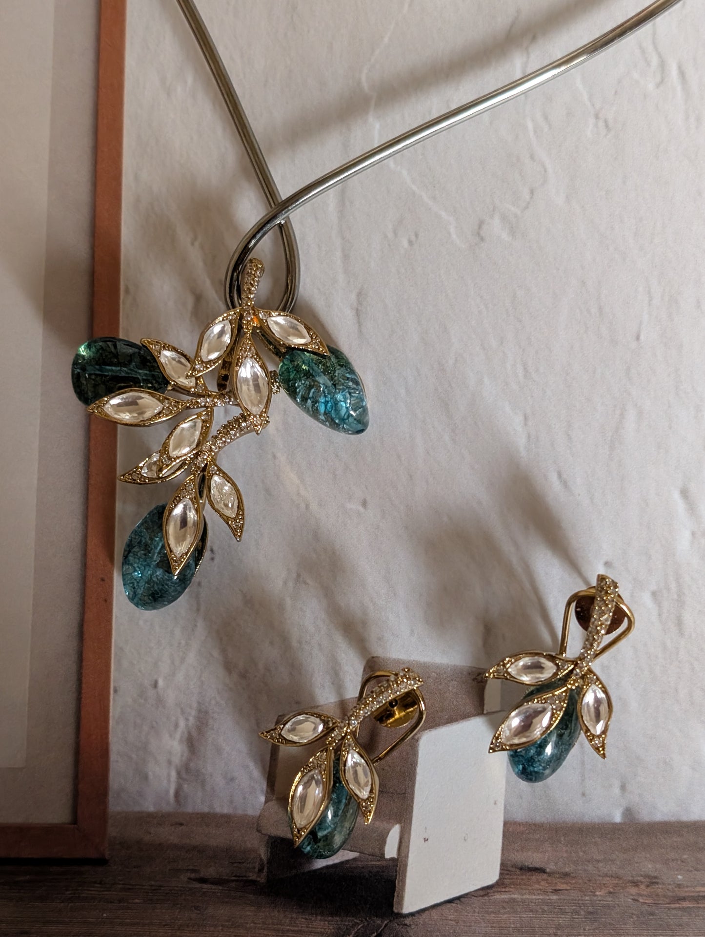 Verona Verde Necklace Set