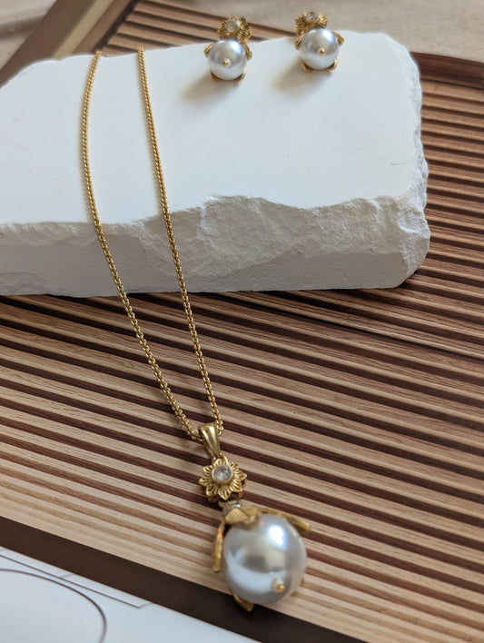 Golden Blossom Pearl Pendant
